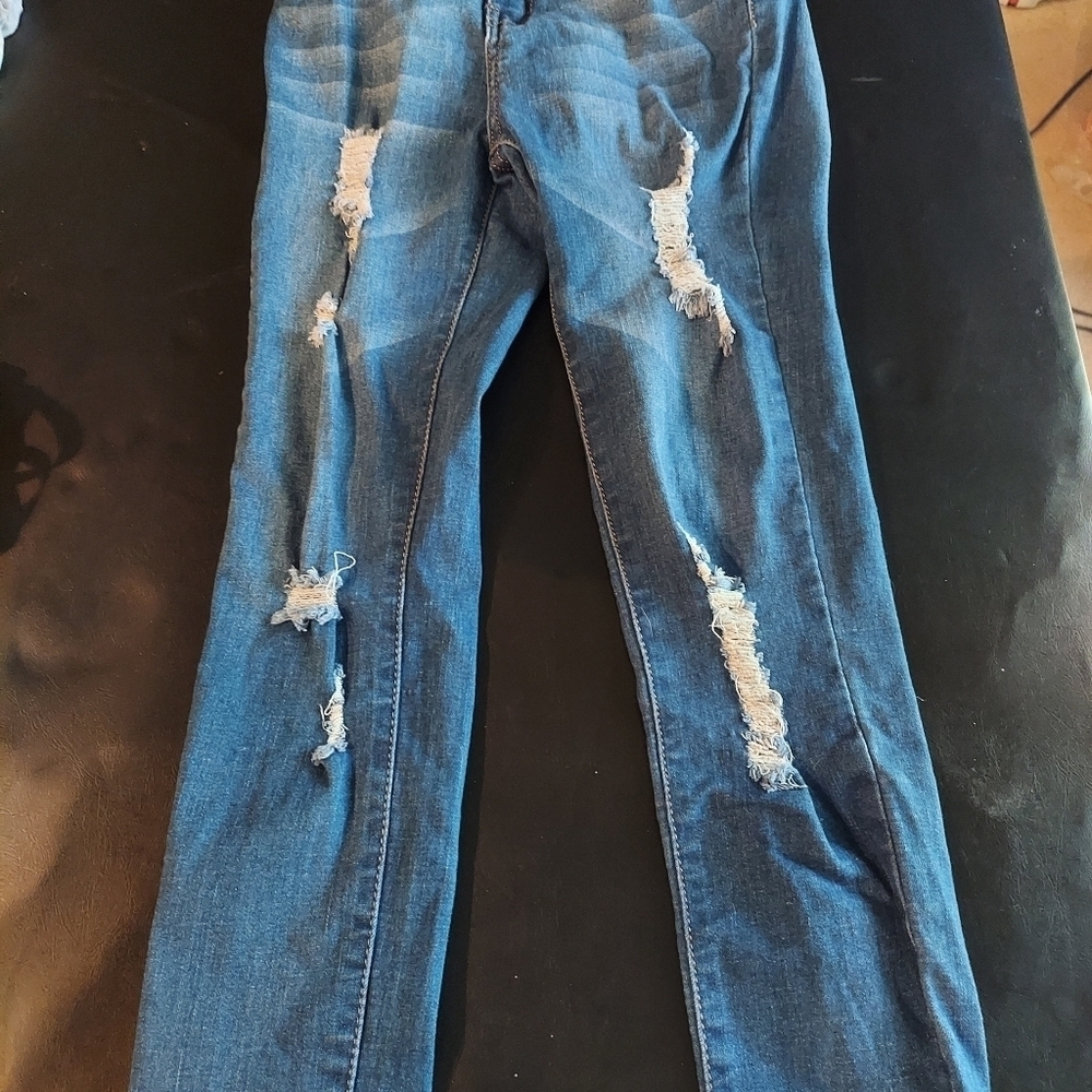 Junior Denim Ripped, Blue Republic Jeans Size 5 Juniors - Picture 9 of 16